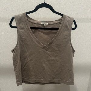 Women's Sleeveless V-Neck Crop Top - Size L